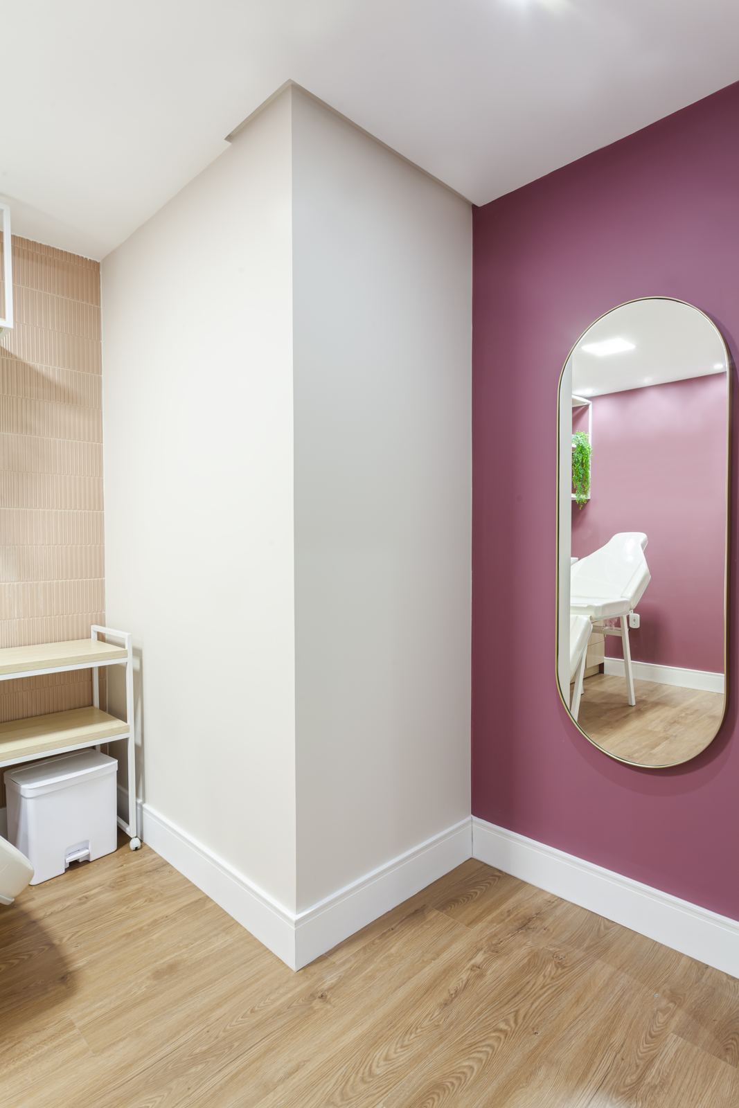 Quarto com rodapé Berger