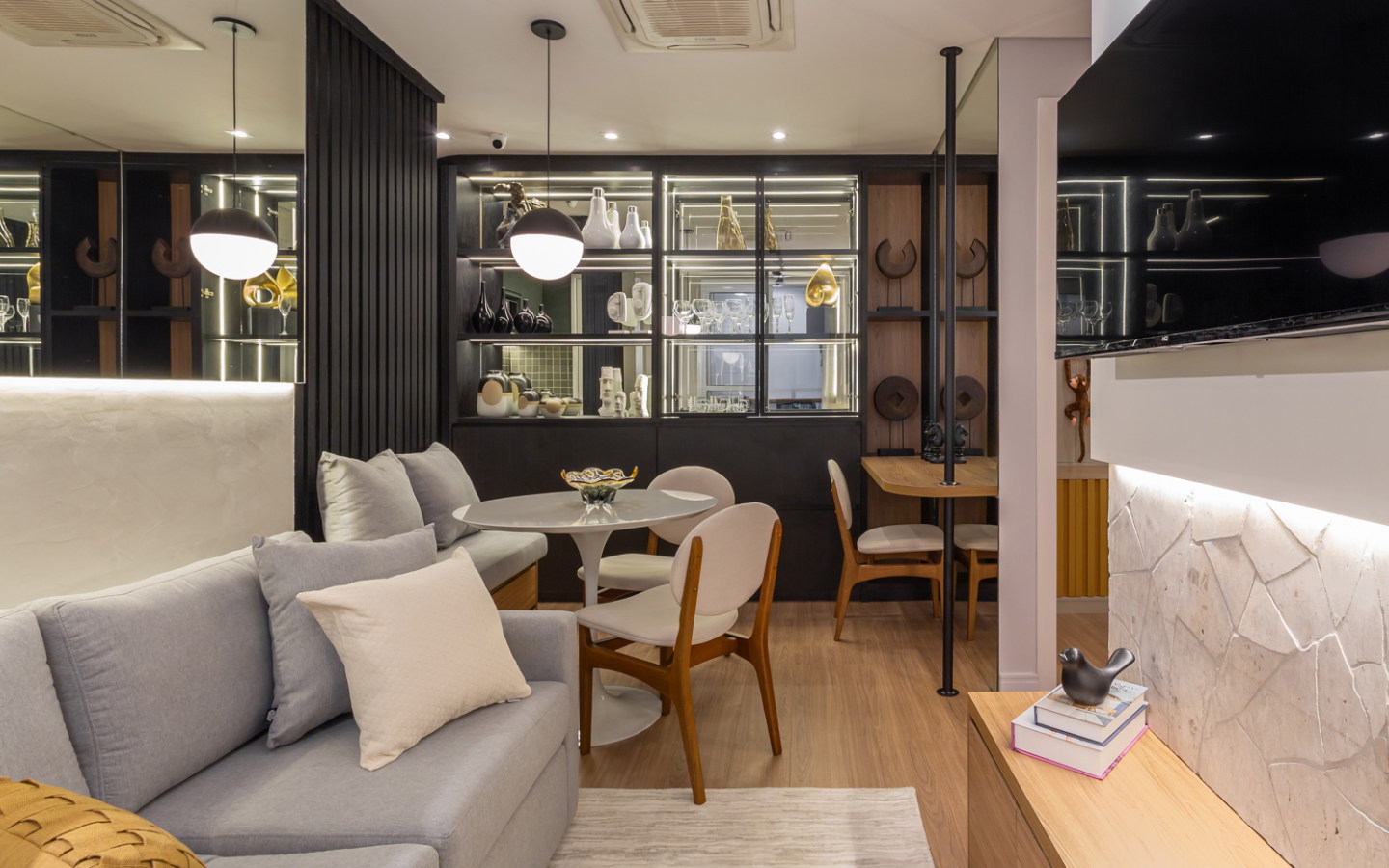 Apartamentos Cury no Centro