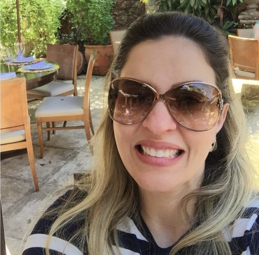 Carla, 42 anos